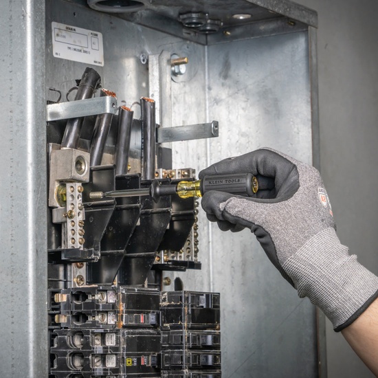 Klein Tools Slotted Screw Holding Driver, 3/16-Inch - Image 2