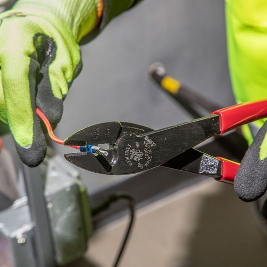 Klein Tools 1005 Crimping and Cutting Tool for Connectors - Image 2