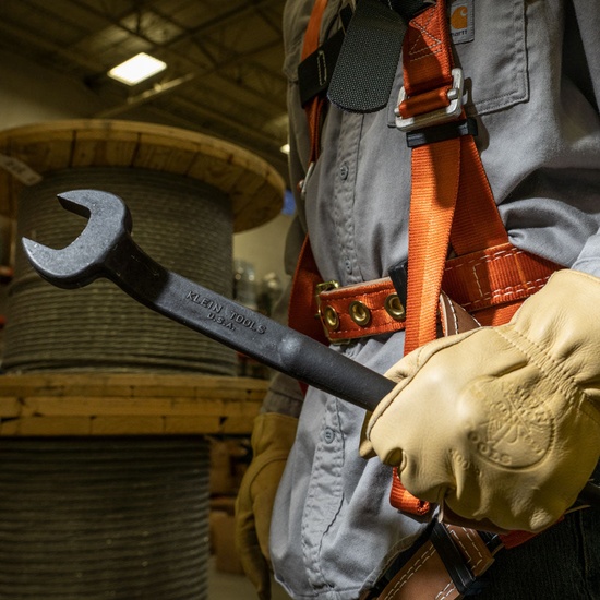 Klein Tools Spud Wrench 1-1/4-Inch Nominal Opening for Heavy Nut - Image 7