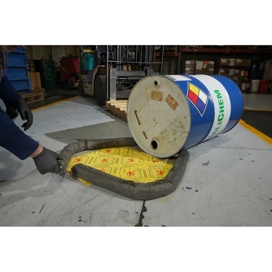 32in x 150ft Hi-Vis Universal Premium Spilfyter Roll - Image 5