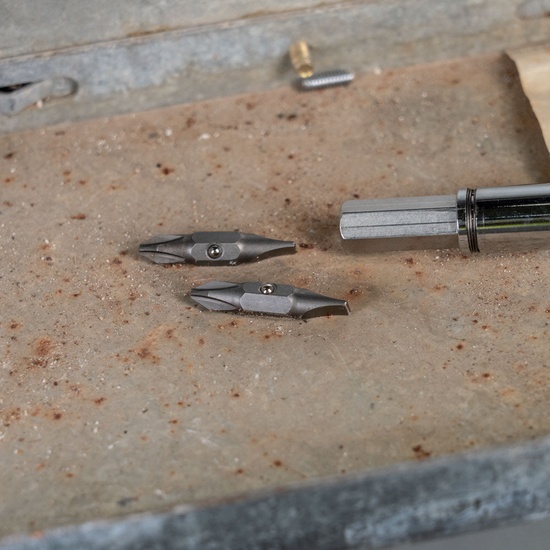 Klein Tools 32483 Bit #2 Phillips 1/4-Inch Slotted 2-Pack - Image 3