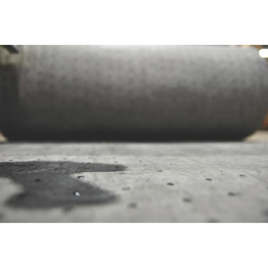 32in x 150ft Universal Three-Ply Heavy Spilfyter Roll - Image 3