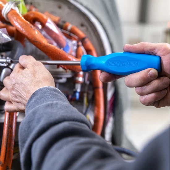 Channellock 5/16×6″ Slotted Screwdriver - Image 4