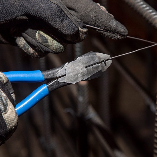 Klein Tools Ironworker's Pliers Heavy-Duty Cutting - Image 3