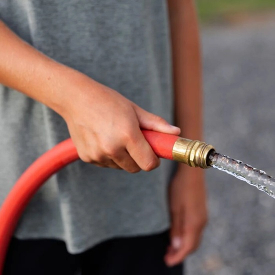 NoTrax Hot Water Hose T43 for Food Service Kitchens Red - Image 3