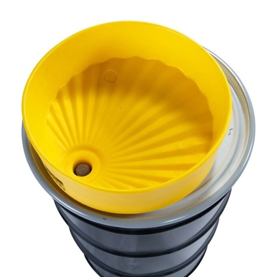 Eagle Manufacturing 18" Diameter Drum Funnel with Screen Yellow - Image 4