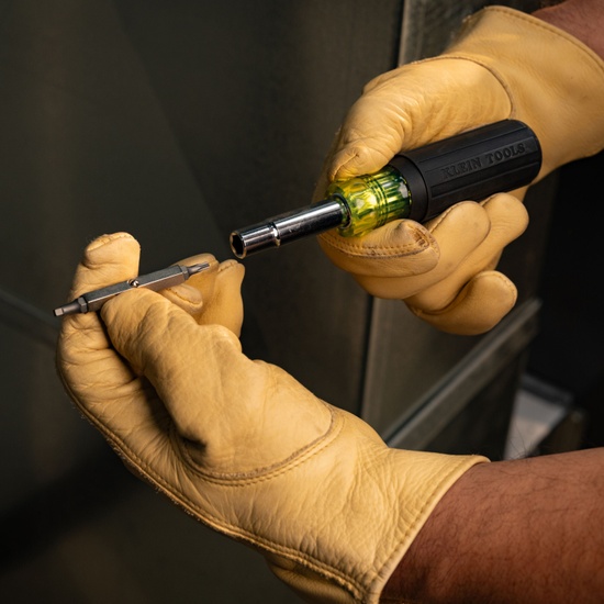 Klein Tools 32500 Multi-Bit Screwdriver / Nut Driver 11-in-1 Ph Sl Sq TORX Bits - Image 9