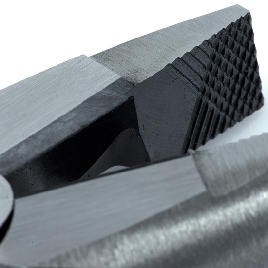 Klein Tools D2139NE Lineman's Pliers New England Nose 9-Inch - Image 8